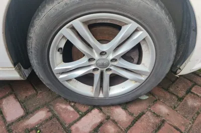 Bestune B30