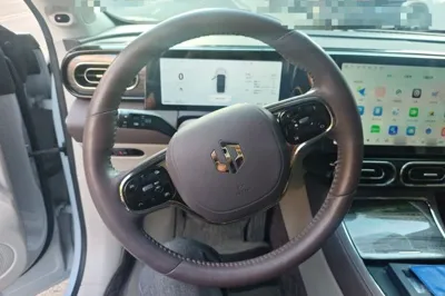 Leapmotor C11