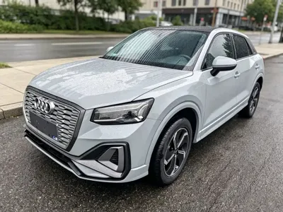 Audi Q2L e-tron