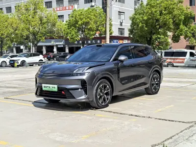 Lynk & Co 08 EM-P