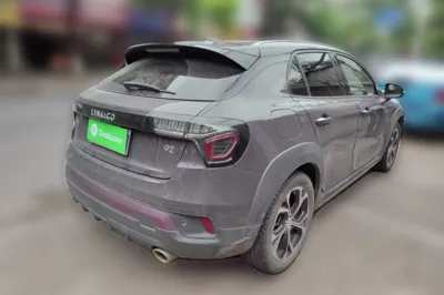 Lynk & Co 02