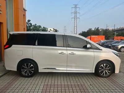 GAC Motor Trumpchi M8
