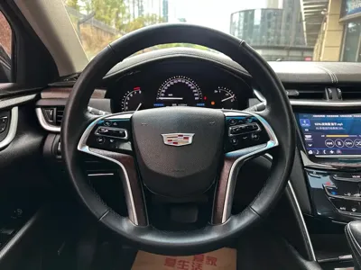 Cadillac XTS