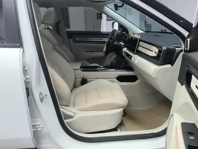Geely ICON