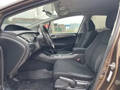Honda Jade