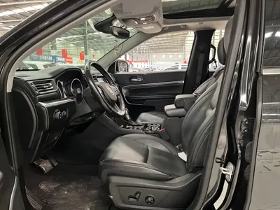 Jeep Grand Commander