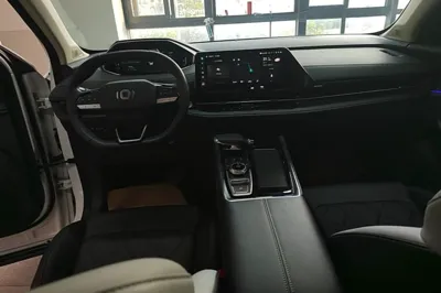 CHANGAN NEVO Q05