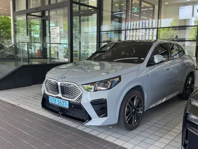 BMW iX2