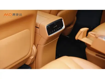 AITO 问界 AITO M9