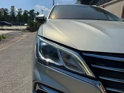 Roewe ei5