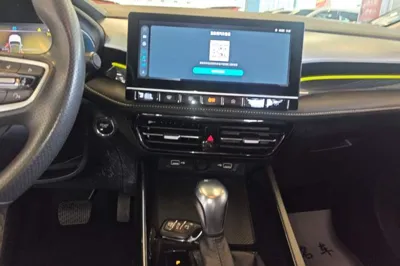 Roewe i5
