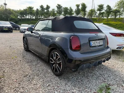 MINI Cooper Convertible