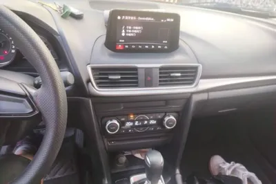 Mazda Mazda 3 Axela