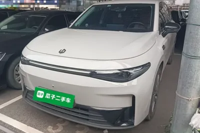 Leapmotor C10