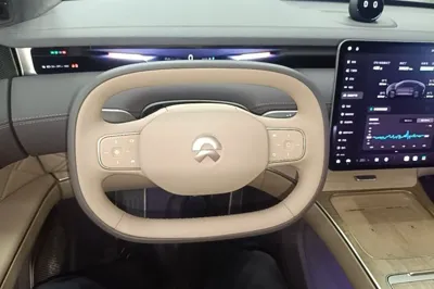 Nio ET9