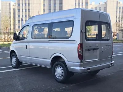 大通 V80