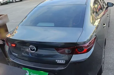 Mazda Mazda 3 Axela