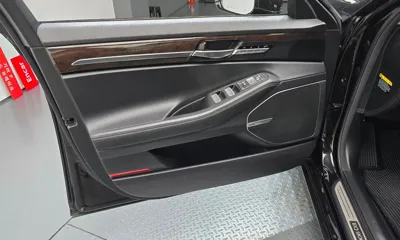Genesis EQ900