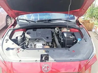 MG MG5 Scorpio