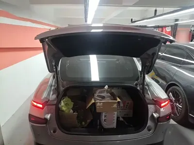 Xpeng P7