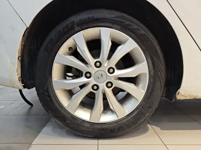 Hyundai Elantra Langdong