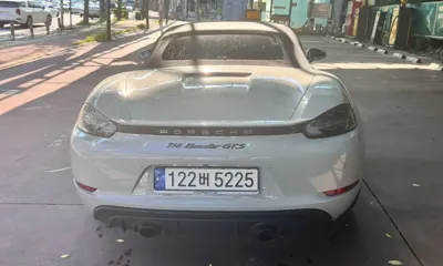 Porsche 718