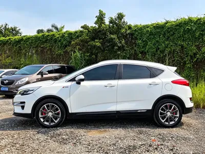 Geely Emgrand GS
