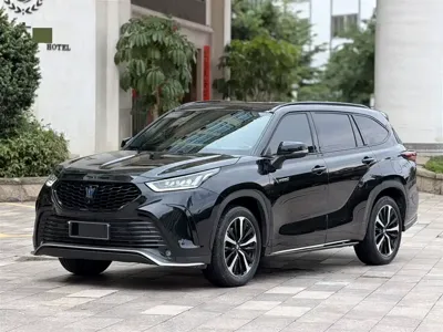 Toyota Crown Kluger