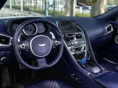 Aston Martin DB11