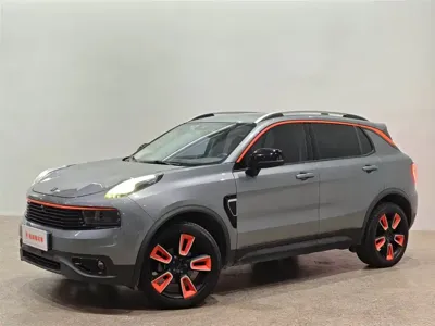 Lynk & Co 01