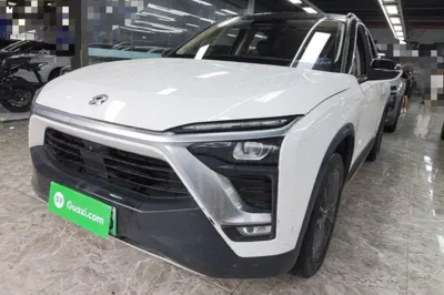 Nio ES8