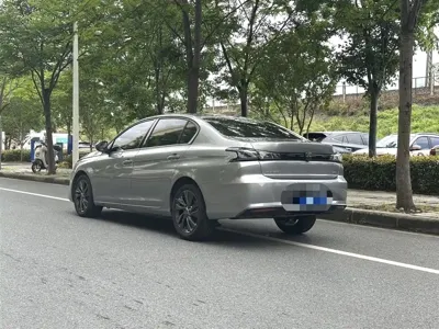 Peugeot 408