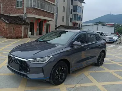 BYD e2