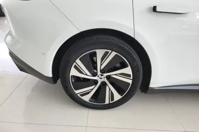 Nio ET5T