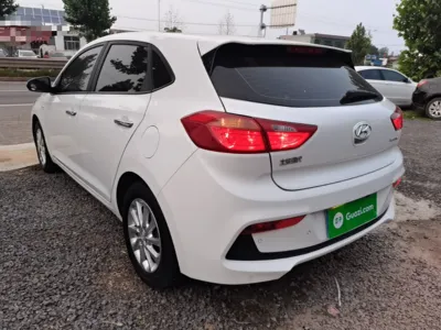 Hyundai Verna RV