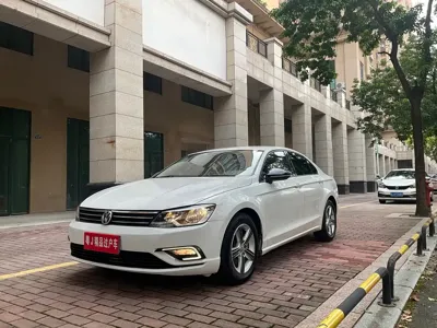 Volkswagen Lamando