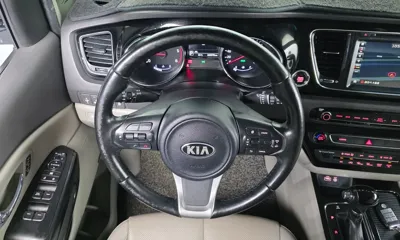 Kia Canival