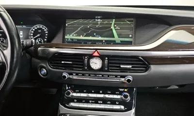 Genesis EQ900
