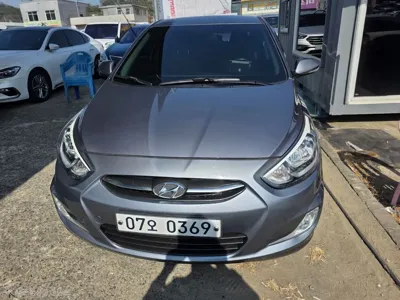 Hyundai Accent