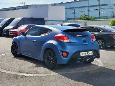 Hyundai Veloster