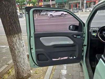 Wuling MINIEV