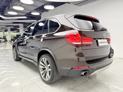 BMW X5 (Import)