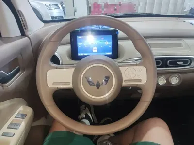 Wuling MINIEV