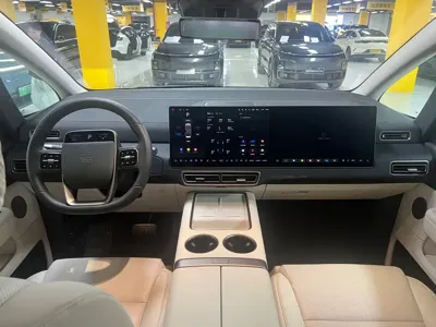 Li Auto Li MEGA