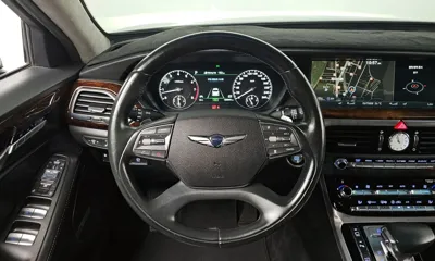 Genesis EQ900