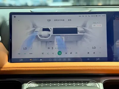 Xpeng G9