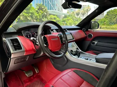 Land Rover Sport