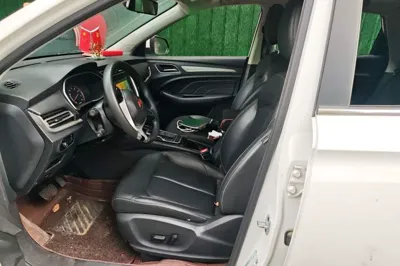 Roewe RX3