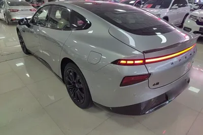 Xpeng P7