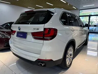 BMW X5 (Import)